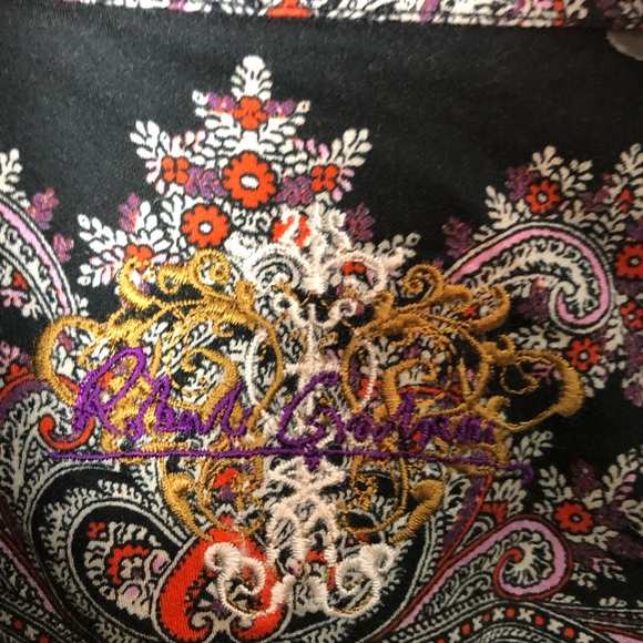 Robert Graham M blouse 0563 cuff embroidered. Bust 19 length 26 - not boxy - Picture 4 of 10